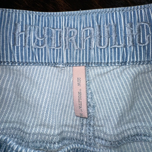 Jogger’s by Hydraulic/Nolita - Picture 4 of 7